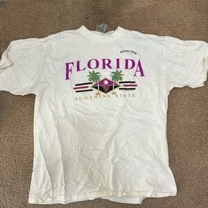 Vintage 1996 Florida Sanibel Island T Shirt. Oneita tag